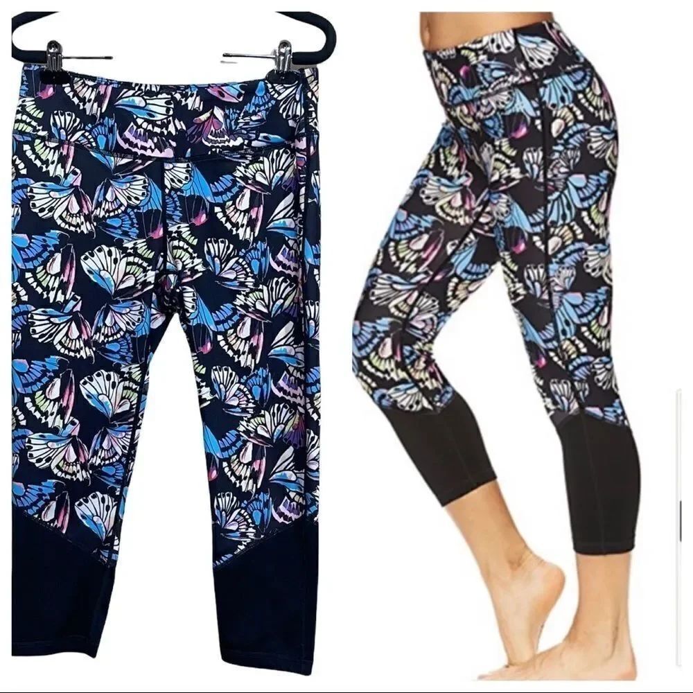 Nicole Miller New York active Capri yoga pants butterfly